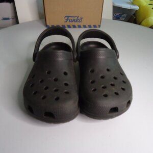 Crocs Classic  Mens 6 Womans 8 Black